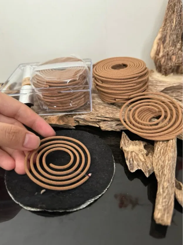 Agarwood Coil Incense – Natural Vietnamese Oud (2-Hour Burn | 46 Coils Box)